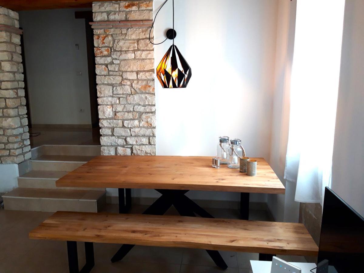 Villa Luksa Grožnjan Extérieur photo