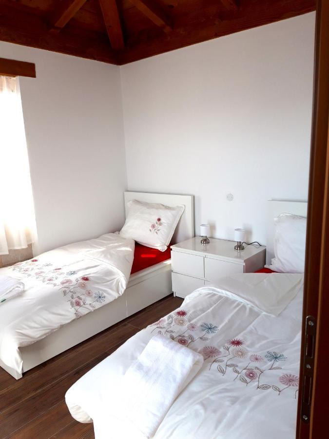 Villa Luksa Grožnjan Extérieur photo